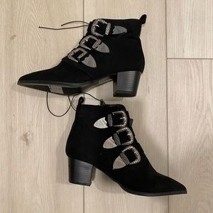 NWT Black Western Booties